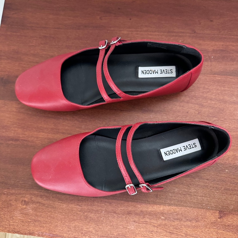 Steve Madden Red Double Strap Mary Jane Ballet Shoes - SIze 8